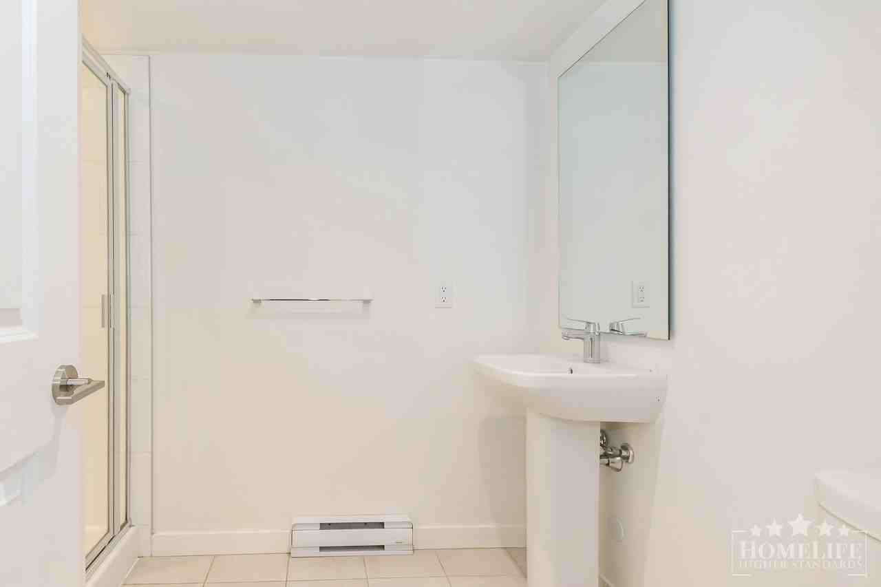 2838 Livingstone Ave #28 - Photo 5 of 16