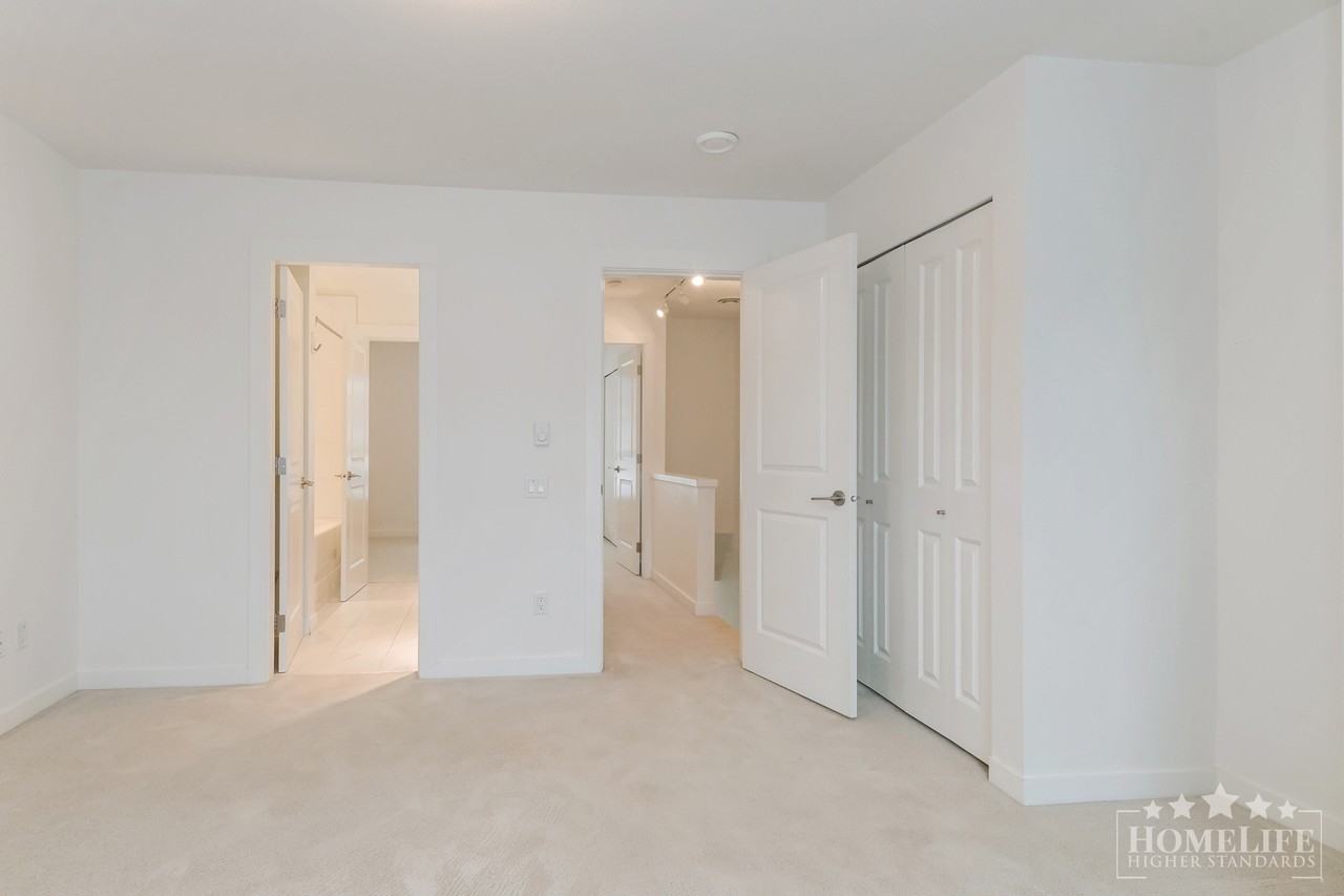 2838 Livingstone Ave #28 - Photo 7 of 16