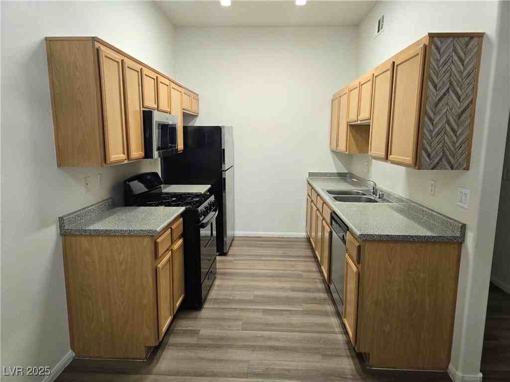 3500 Cactus Shadow St #101 - Photo 2 of 16