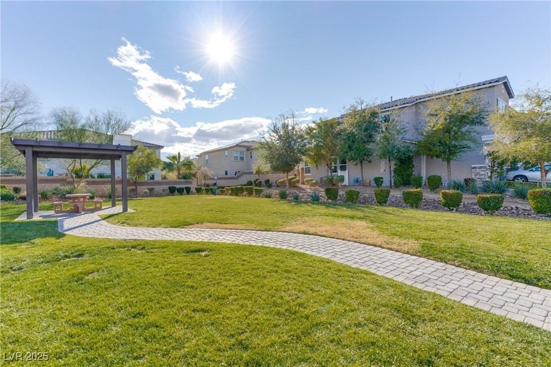 6666 Drusilla St - Photo 4 of 34