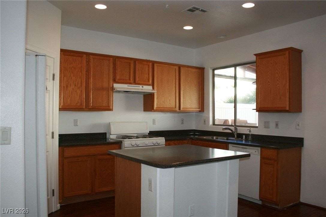 510 Seneca Ridge Ave - Photo 5 of 32