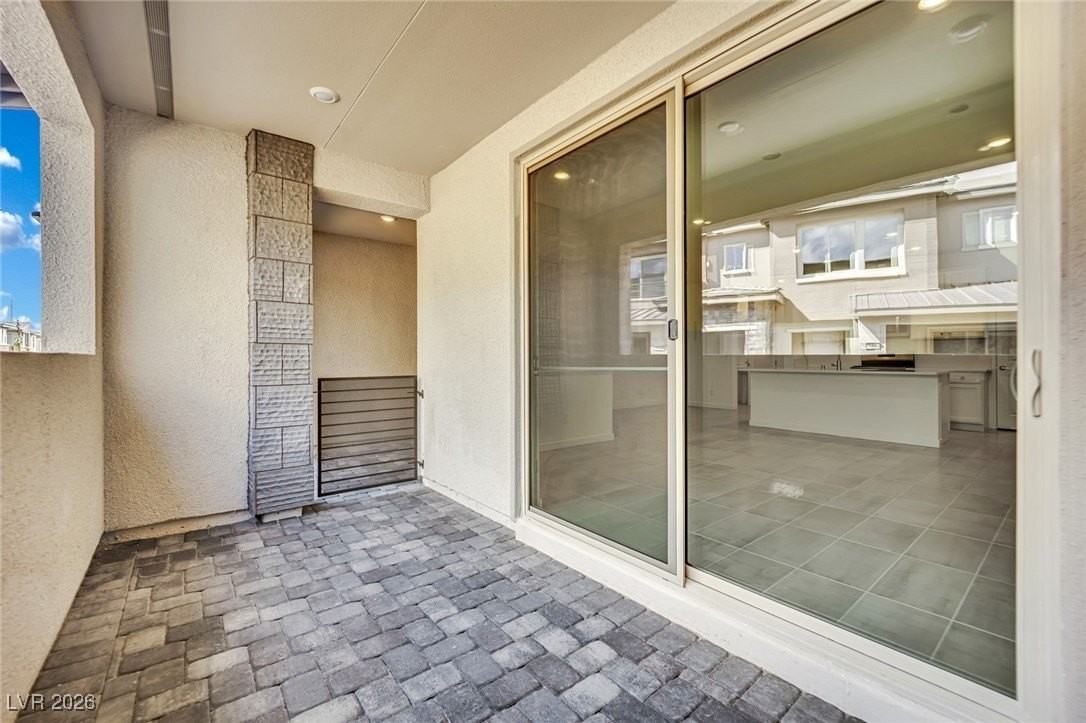 11476 Panoledge Ave - Photo 6 of 39