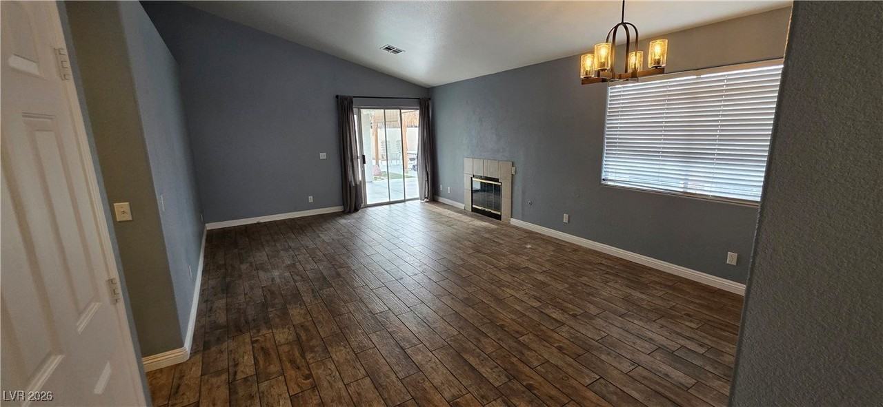 5817 Mansion St - Photo 7 of 25