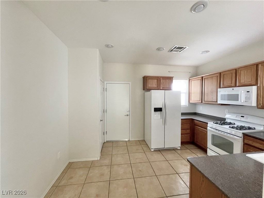 2376 Rift Valley St - Photo 7 of 22