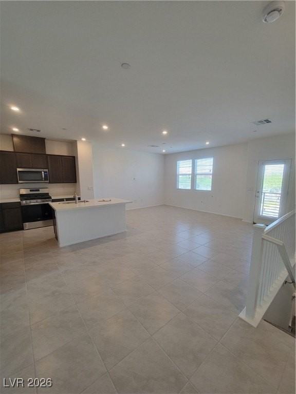 925 Kyanite Ln - Photo 4 of 23