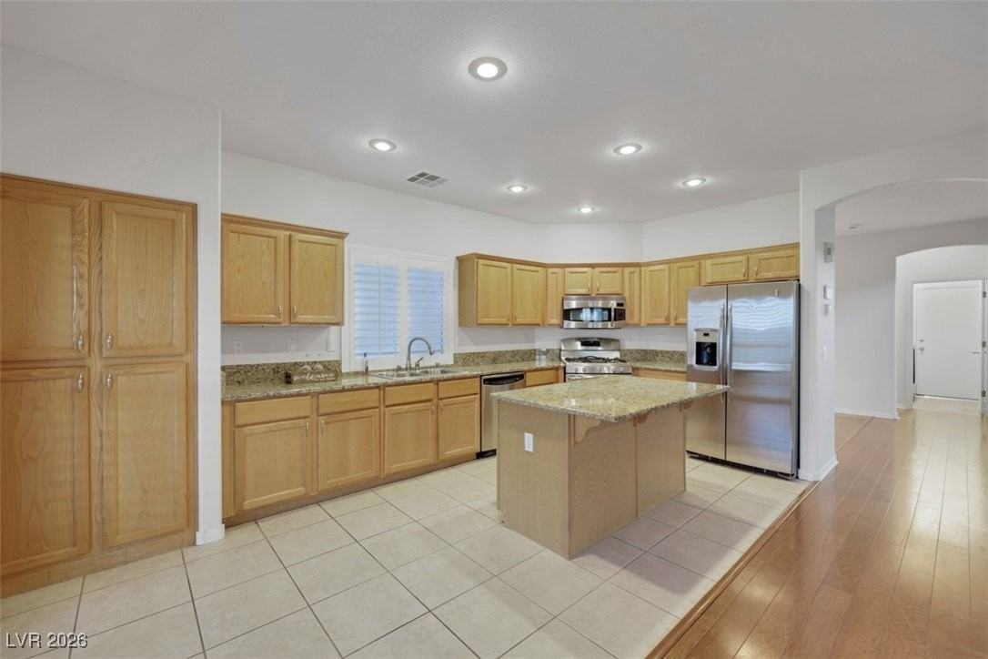 1058 Silver Stone Way - Photo 7 of 20