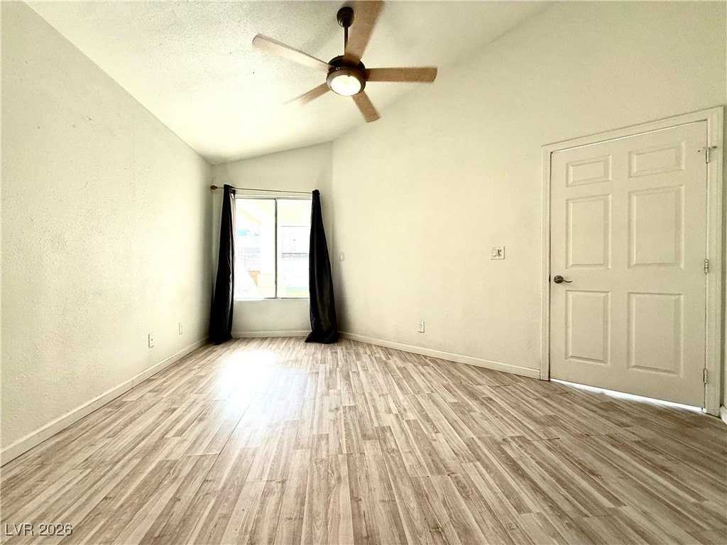 6717 Silvery Ave - Photo 6 of 15