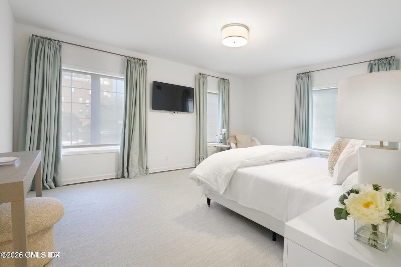 33 Lafayette Ct #2A - Photo 7 of 15