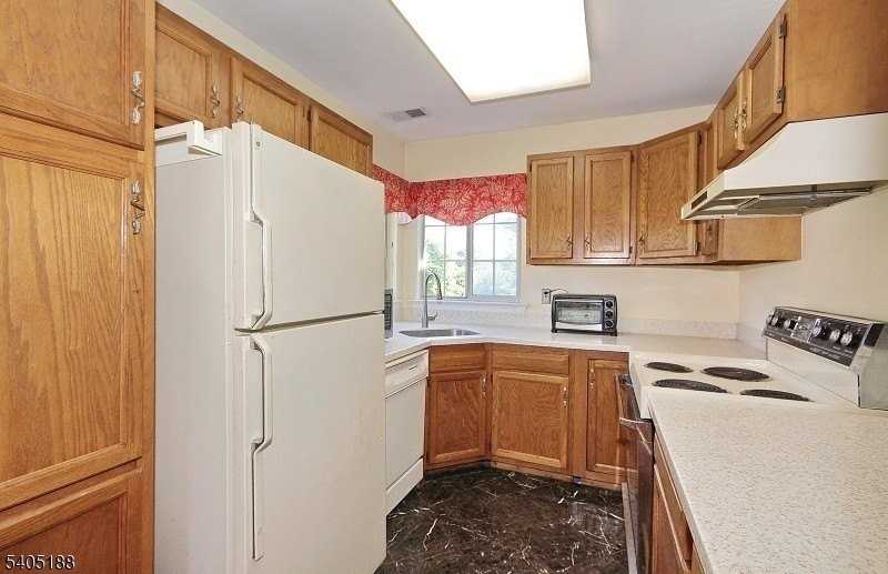 58 Wescott Rd - Photo 4 of 13