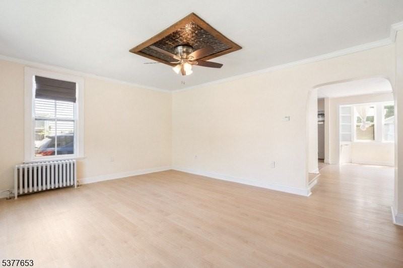 43 Madison St - Photo 3 of 18