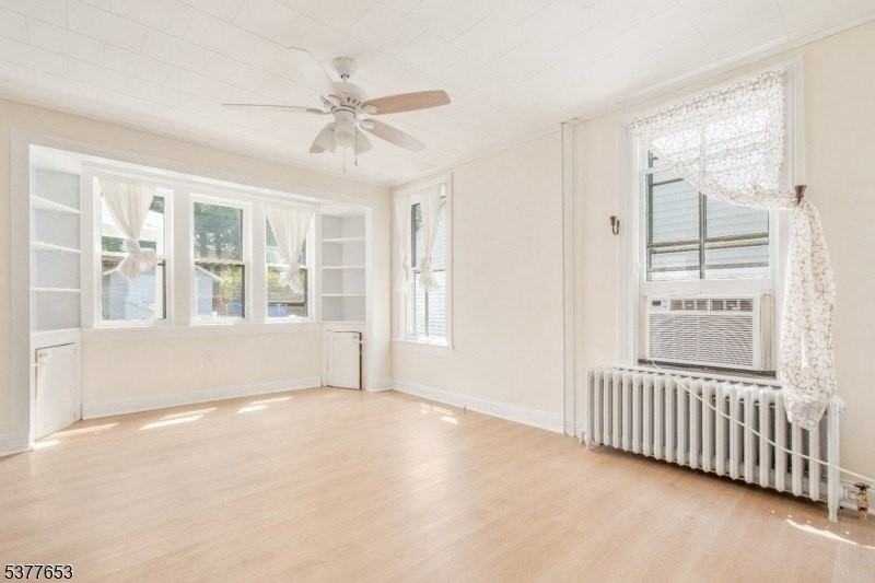 43 Madison St - Photo 4 of 18