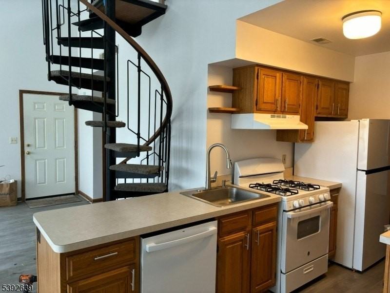 8 Acapulco Princess #2 - Photo 2 of 14