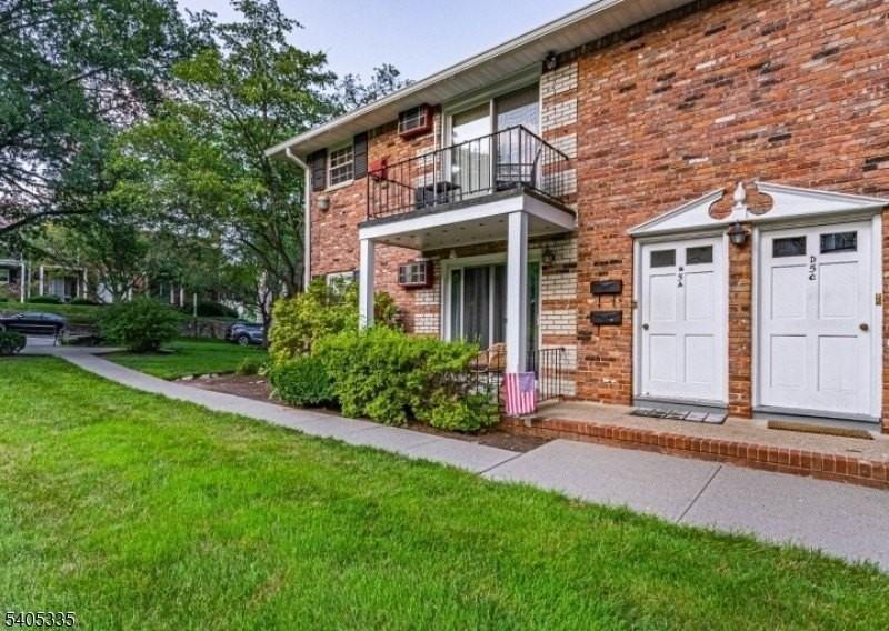 320 South St #5A - Photo 2 of 18