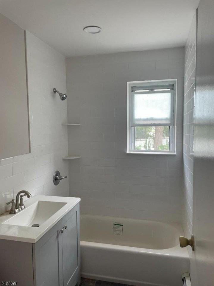 185 Watsessing Ave - Photo 4 of 4