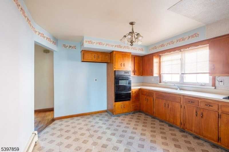 24 Mahar Ave - Photo 3 of 9