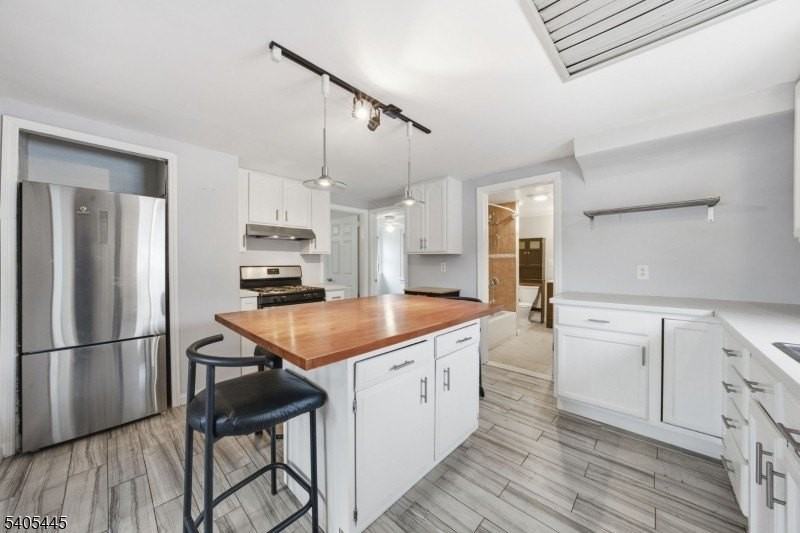 1133 Goffle Rd - Photo 5 of 23