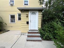 featured image of 420 Lakeview Ave #1R