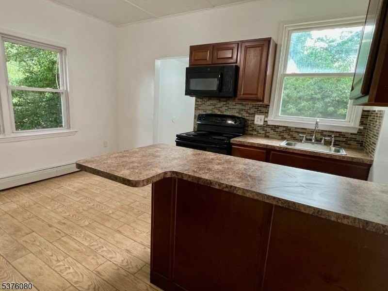 420 Lakeview Ave #1R - Photo 6 of 16