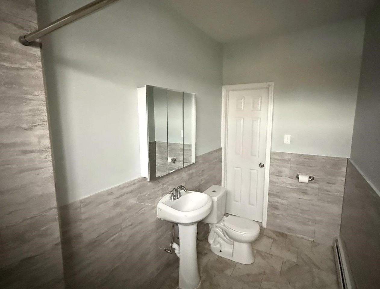 1211 Bergenline Ave #4 - Photo 7 of 9