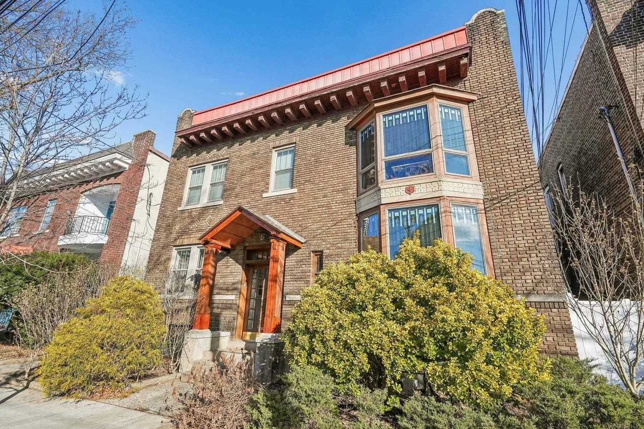 38 Liberty Pl #1 - Photo 4 of 26