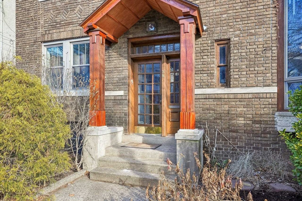 38 Liberty Pl #1 - Photo 6 of 26