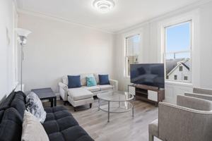 featured image of 335 47th St #3