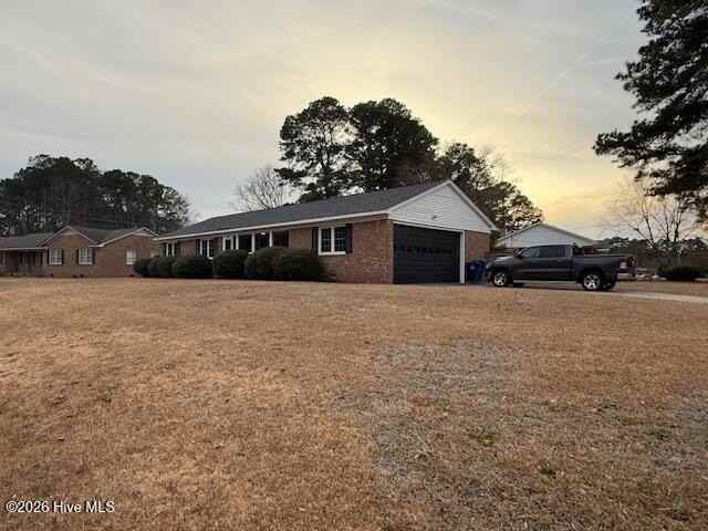 300 Dellwood Dr - Photo 2 of 23