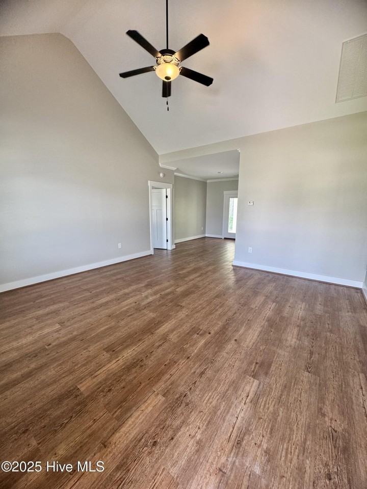 5105 Durban Dr - Photo 2 of 20