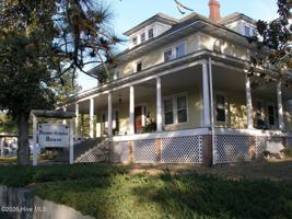 featured image of 105 N May St