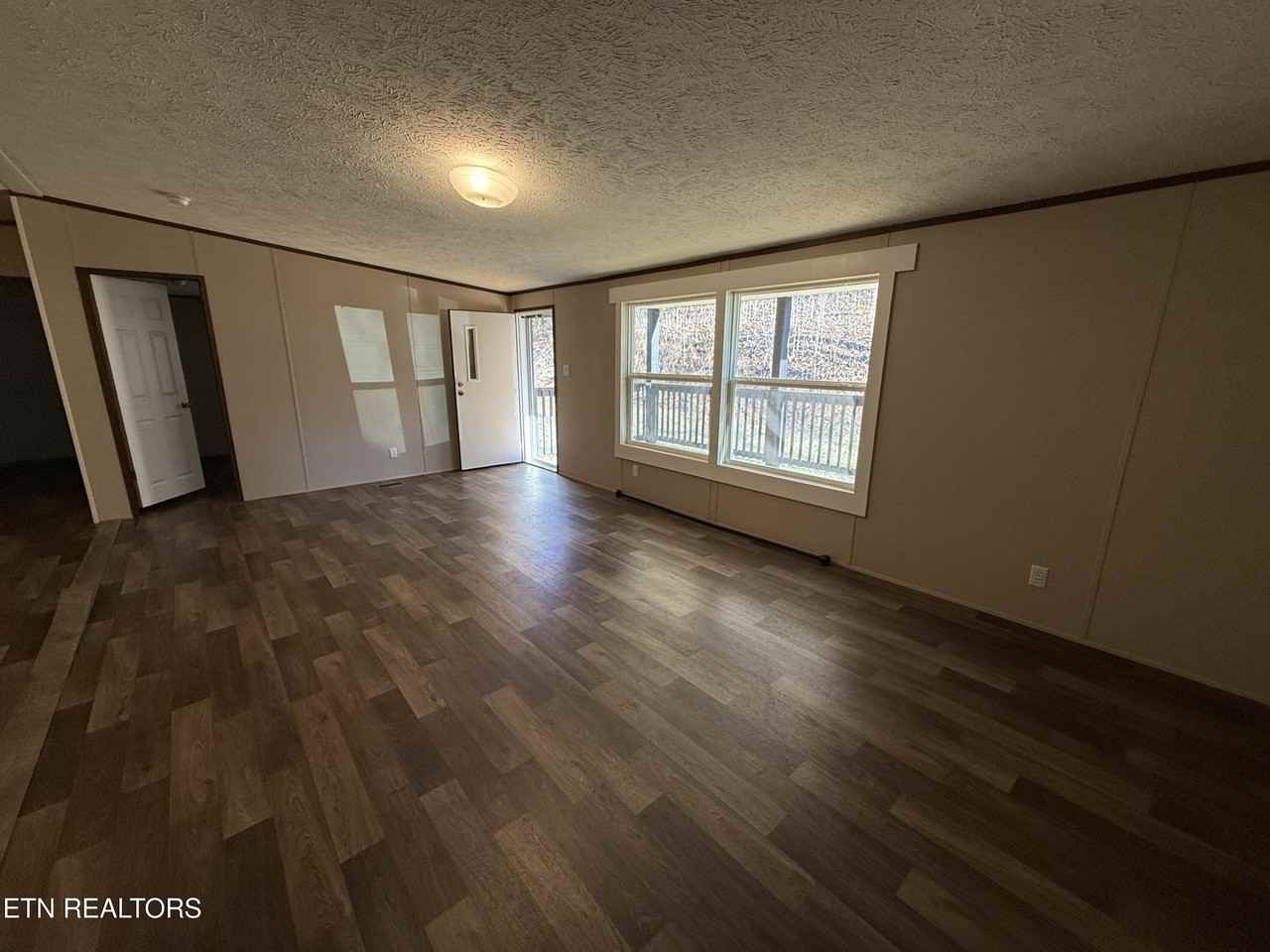 Barker Ave - Photo 3 of 18