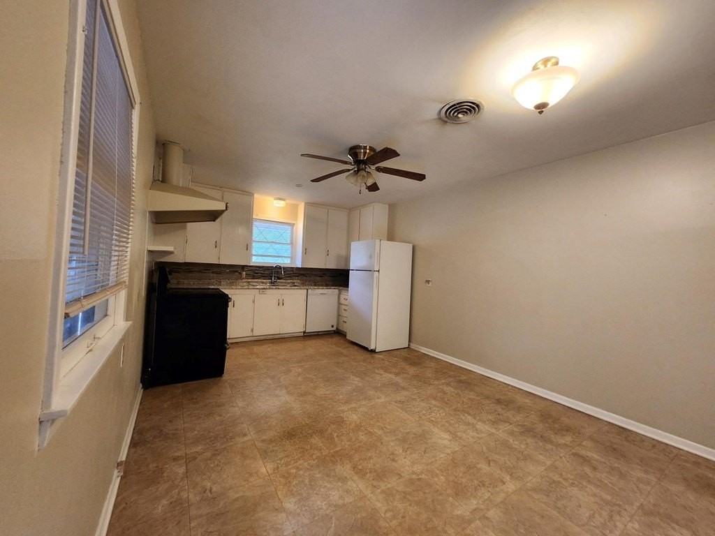 913 Prescott St - Photo 6 of 20