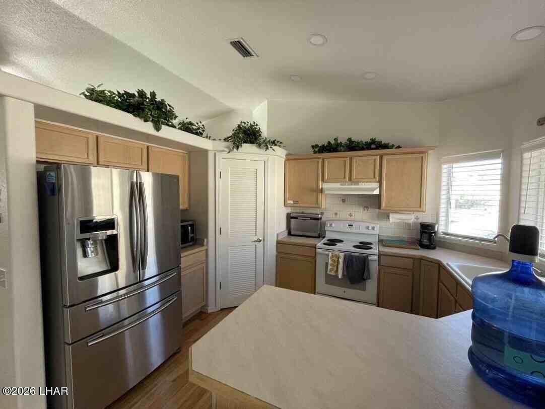 3019 Green Acres Dr - Photo 3 of 13