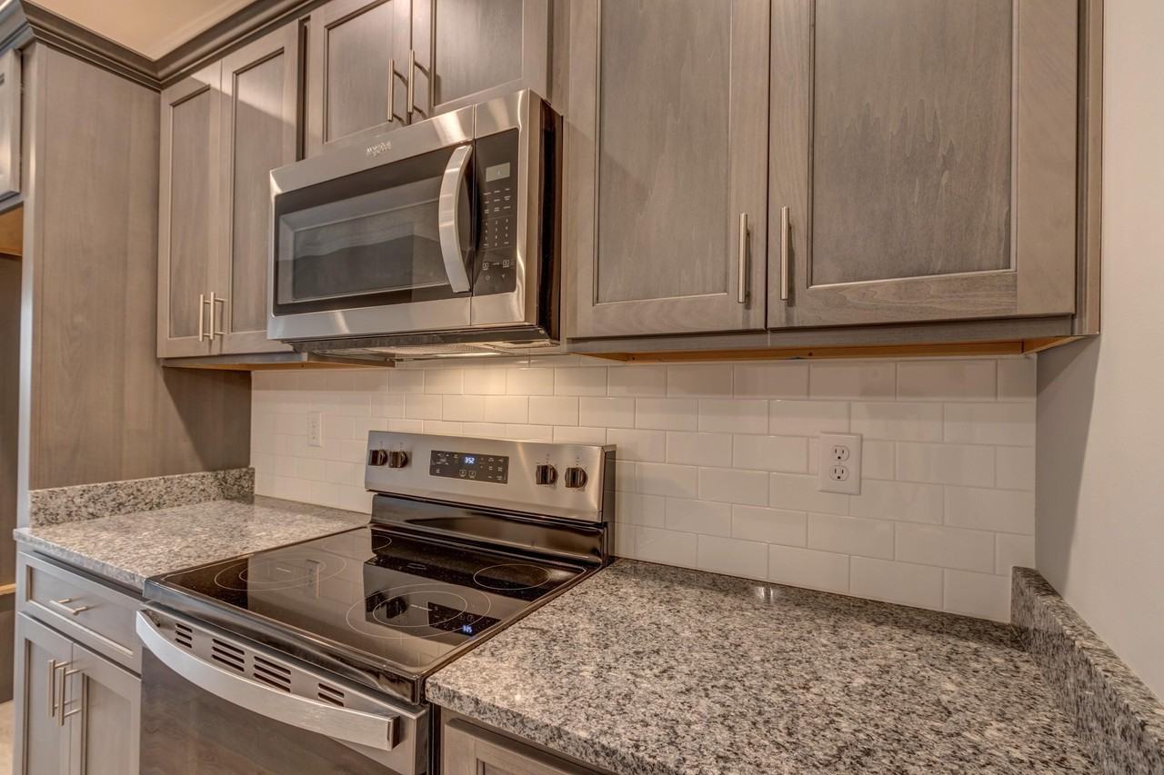 130 Locust Fork Rd - Photo 4 of 13