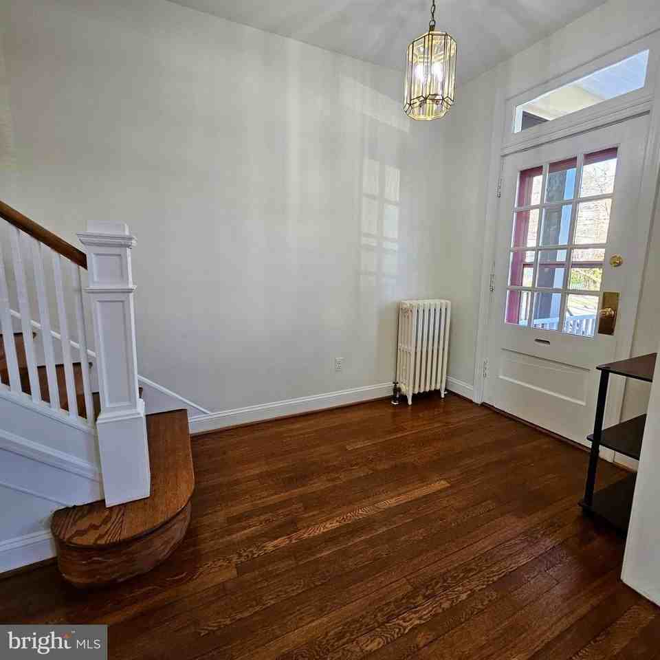 5338 42nd St Nw - Photo 4 of 22