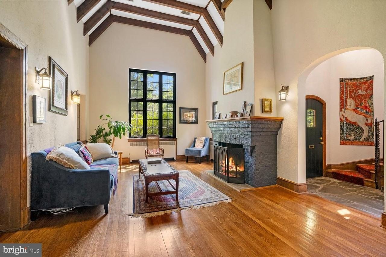 3203 Leland St - Photo 2 of 3