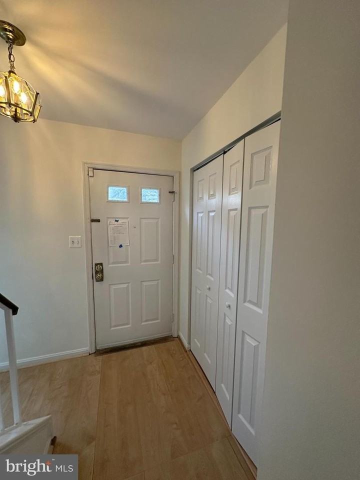 9655 Masterworks Dr - Photo 7 of 30