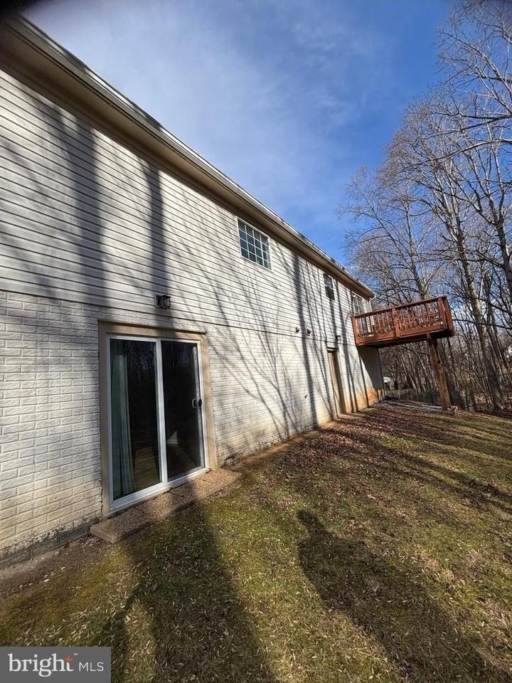 14407 Surrydale Dr - Photo 4 of 32