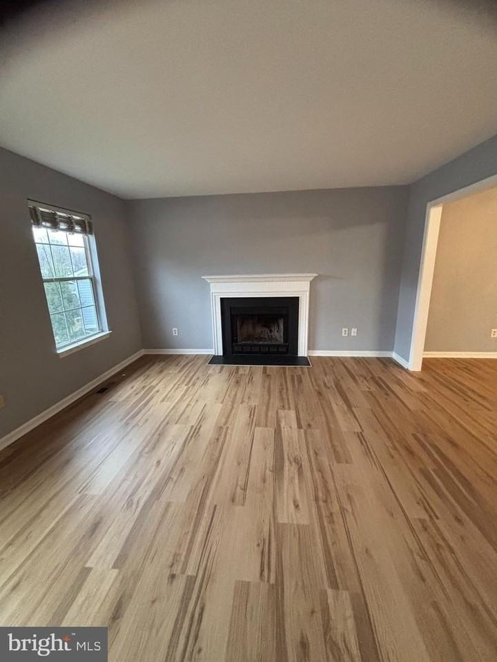 14407 Surrydale Dr - Photo 7 of 32