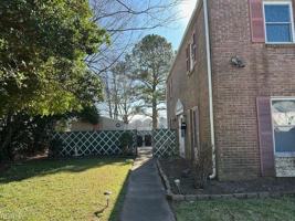 featured image of 753 Lake Edward Dr