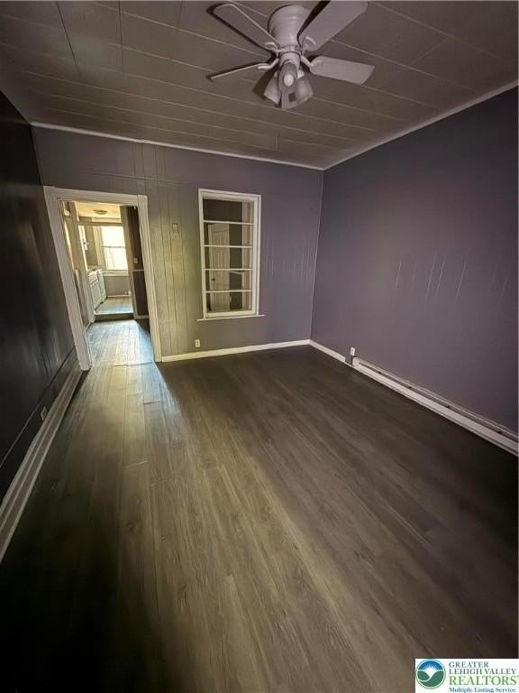 425 W Liberty St Apt 1st #1stFL - Photo 4 of 7