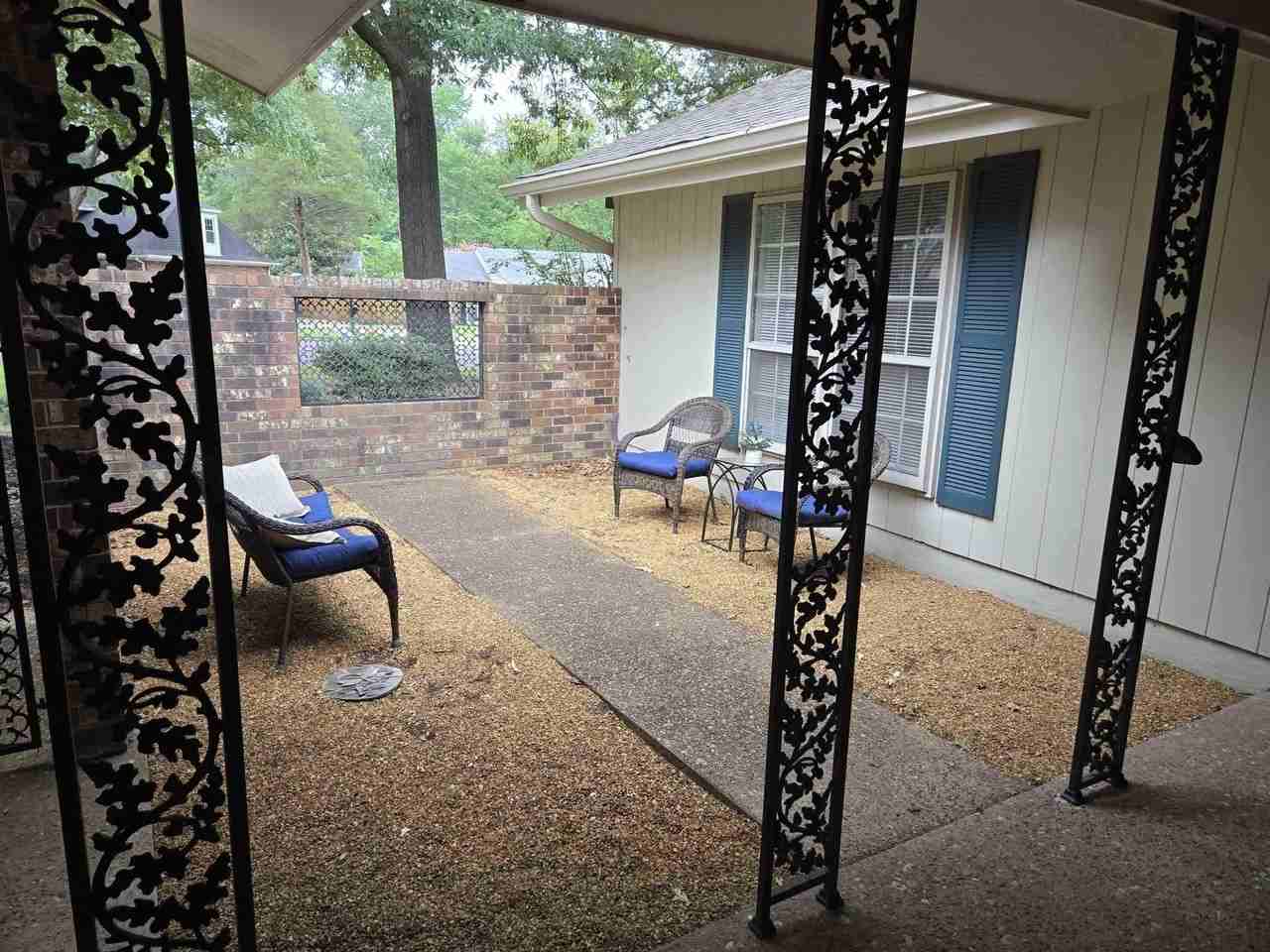 7260 Eastern Ave - Photo 5 of 20