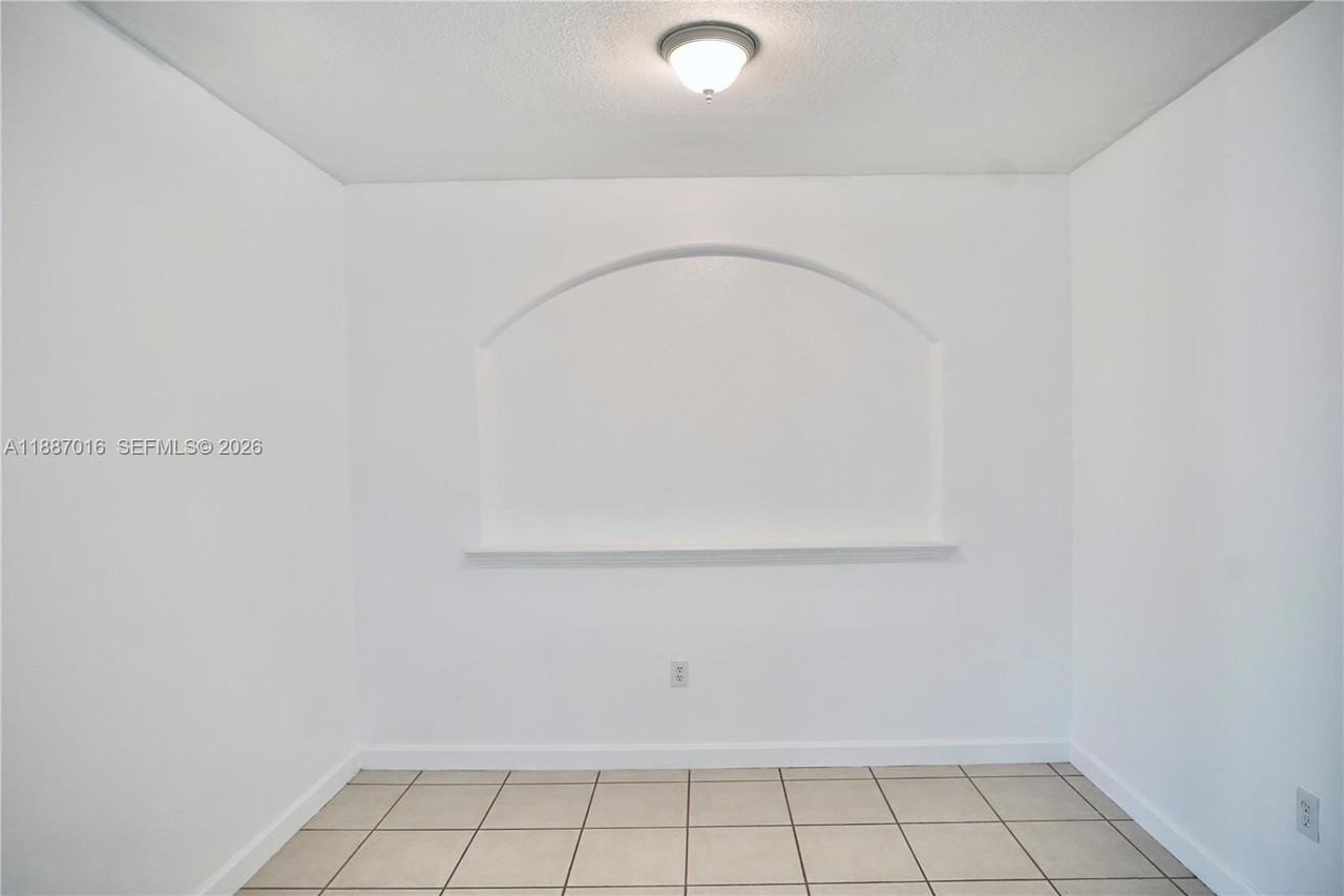 10181 Nw 32nd Ter - Photo 6 of 29