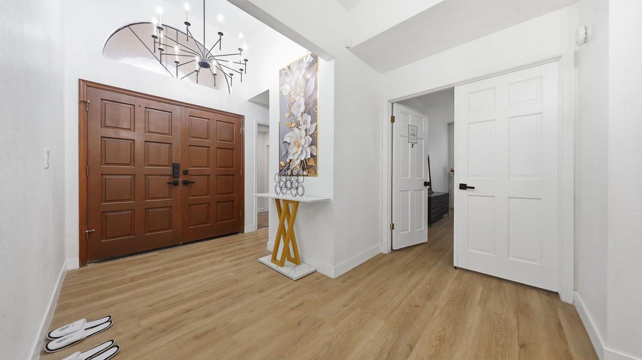 W Grandview Rd - Photo 2 of 34