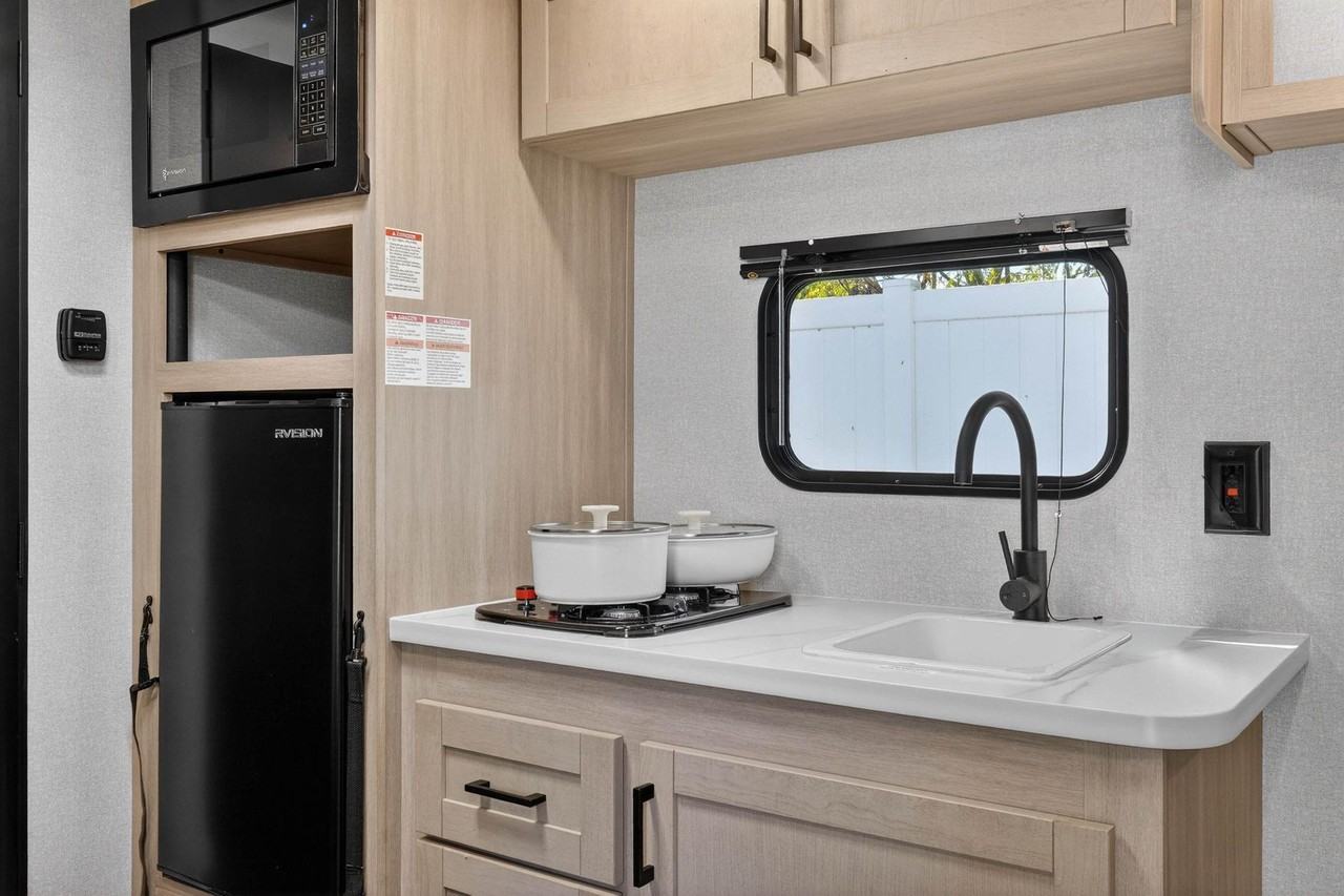 Phillips St - Photo 3 of 6