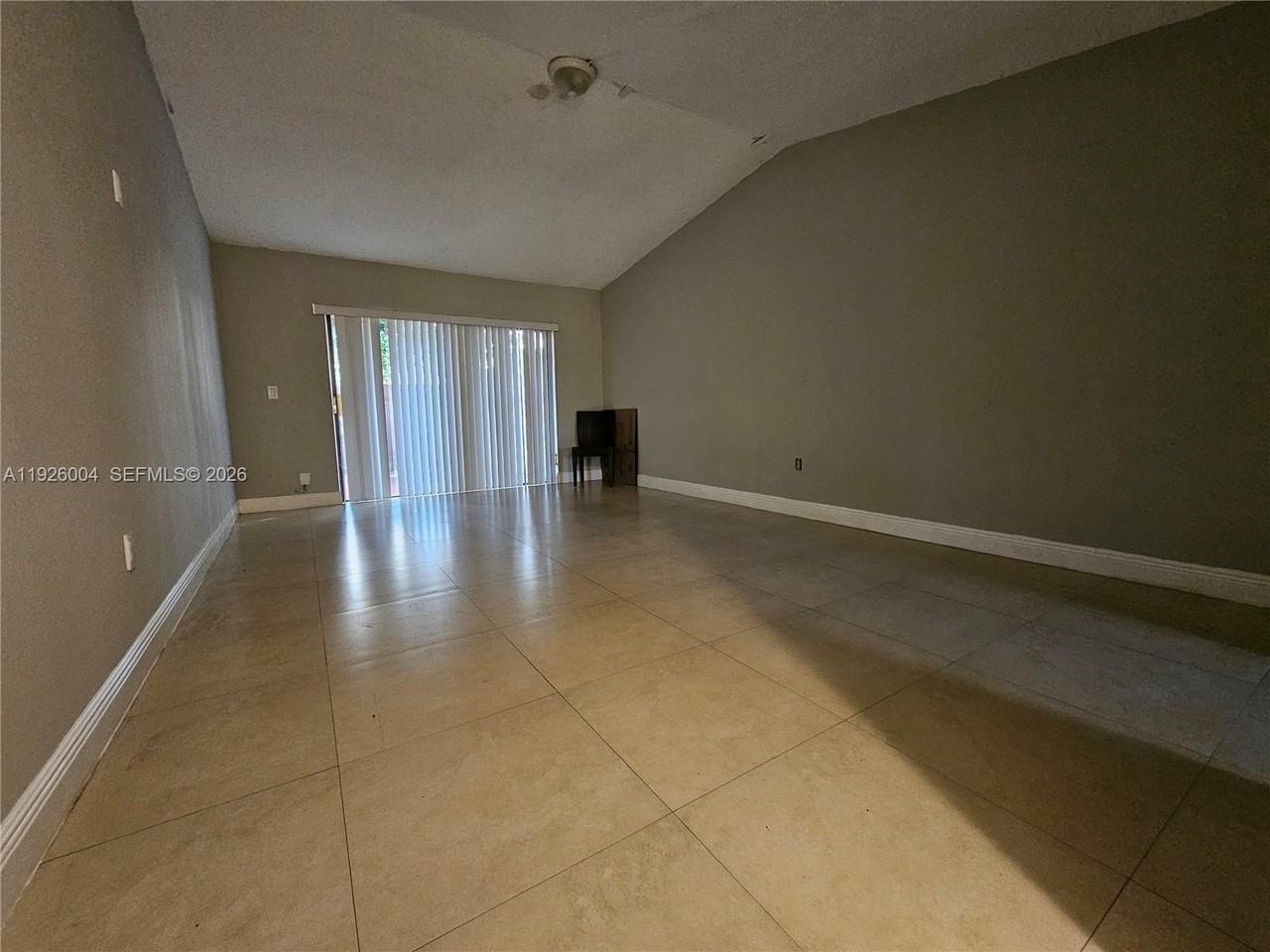 5317 Sw 140th Pl #5317 - Photo 2 of 30