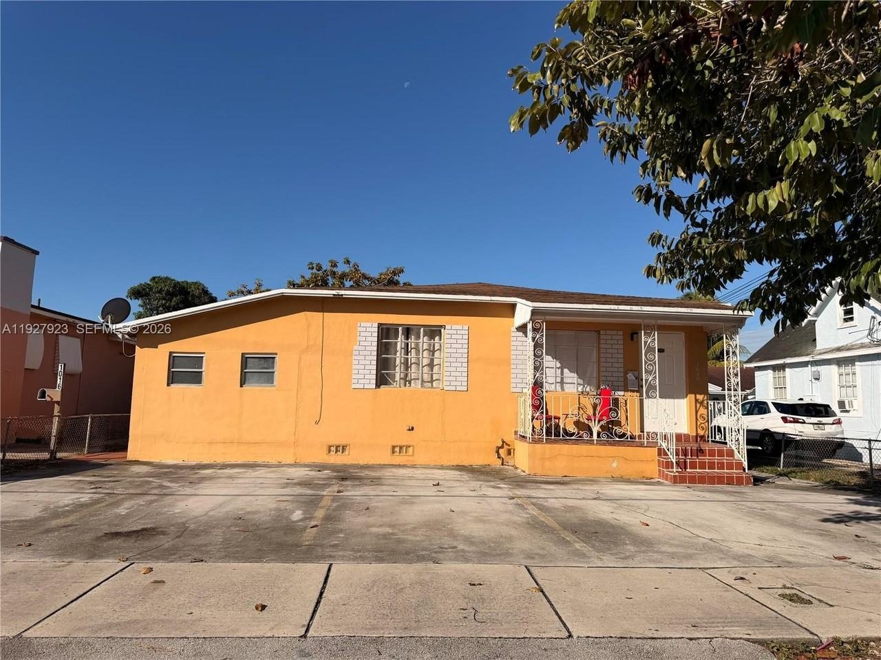 1020 Nw 33rd Ave #1 - Photo 7 of 13