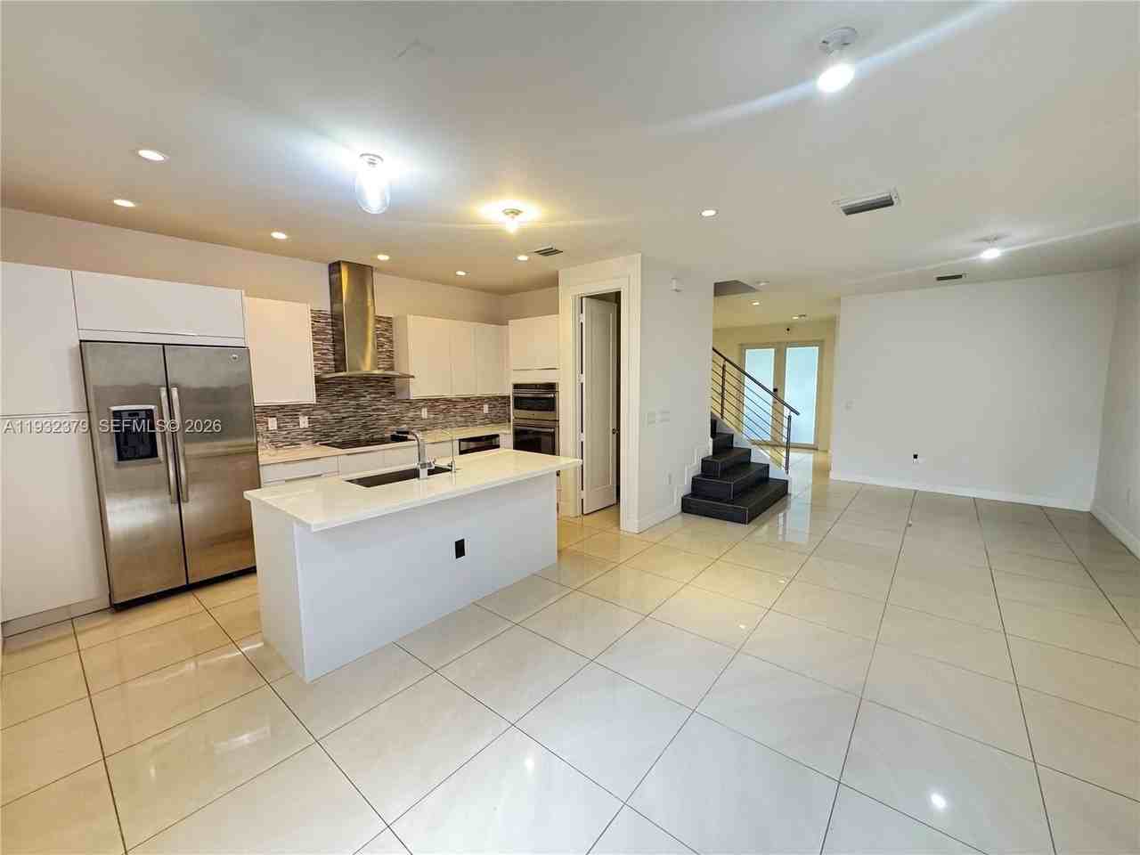 10550 Nw 65th Ln - Photo 6 of 50