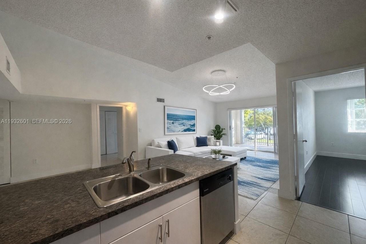 4370 Nw 107th Ave #205 - Photo 6 of 20