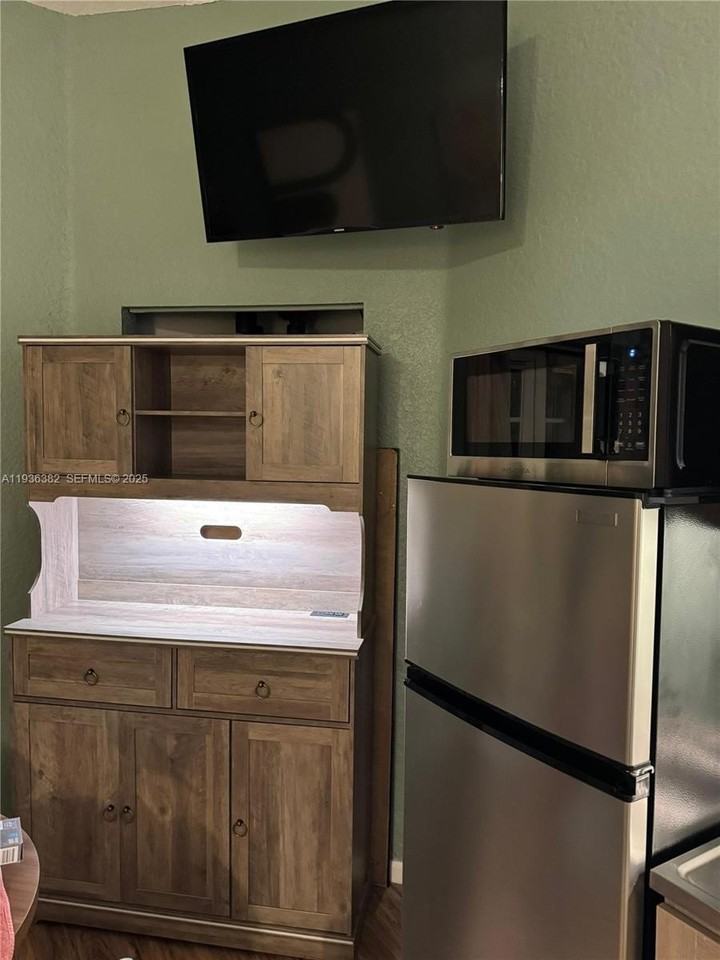 14944 Sw 132nd Ave #14944 - Photo 6 of 12