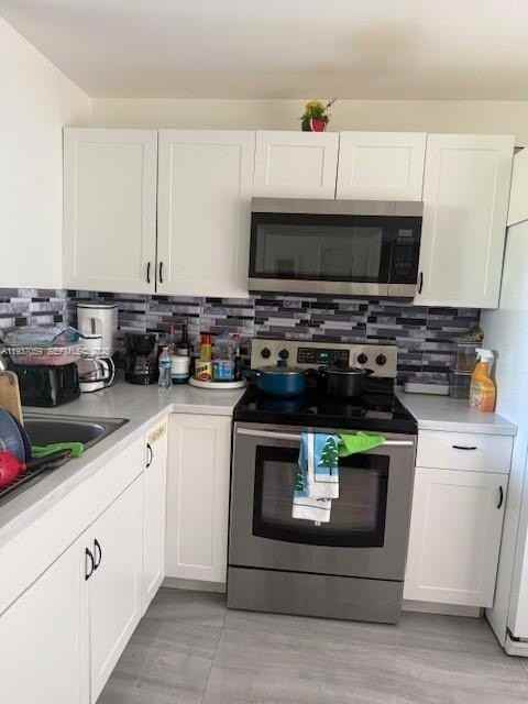 1177 Sussex Dr - Photo 4 of 27